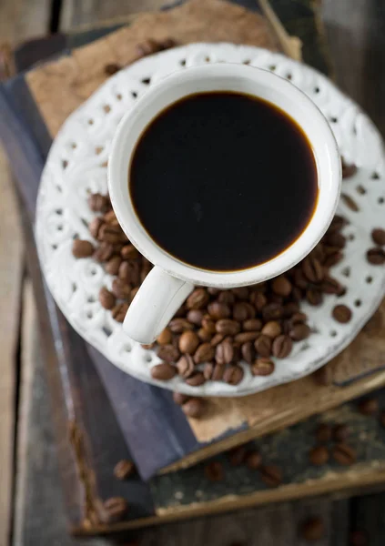 杯咖啡上木质的表面 — 图库照片