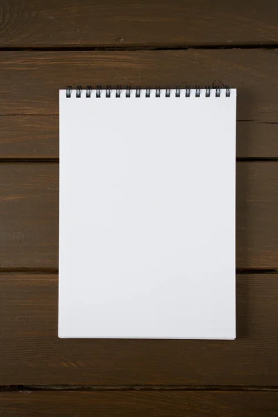 Prázdné Notebook Dřevěný Povrch — Stock fotografie