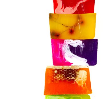 Renkli ev yapımı sabunlar