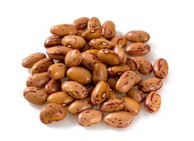 pinto fasulyeleri beyaz arkaplanda izole