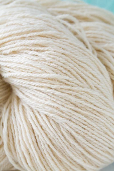 Natural White Wool Yarn Close — Stock Photo, Image