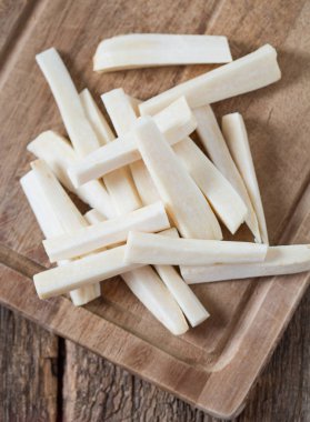 Yaban havucu ahşap yüzeye yakın çekim