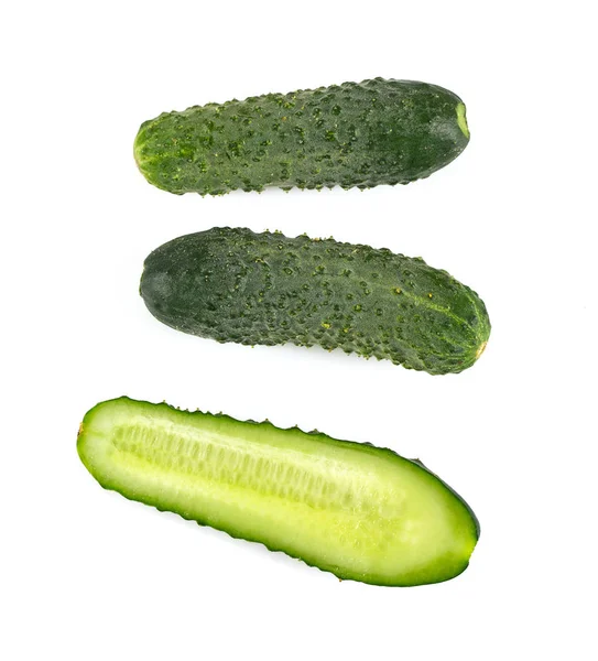 Komkommers Geïsoleerd Wit — Stockfoto