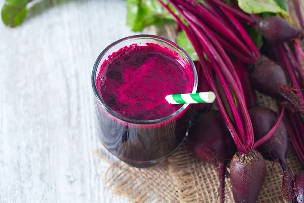 Glass Fresh Healthy Beetroot Juice Wooden Surface — Stock Photo, Image