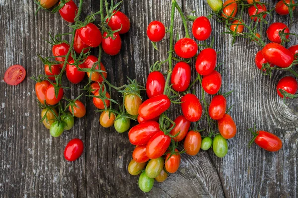 Beautiful Tomatoes Wooden Surface — Stock Photo, Image