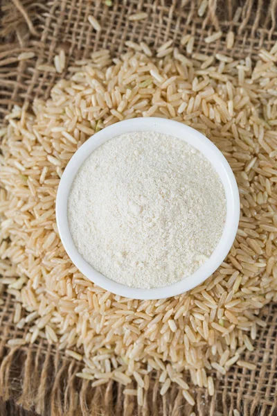 Hnědá Rýže Mouky Zblízka — Stock fotografie