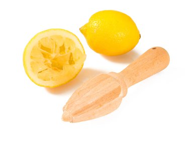 beyaz izole sıkılmış limon
