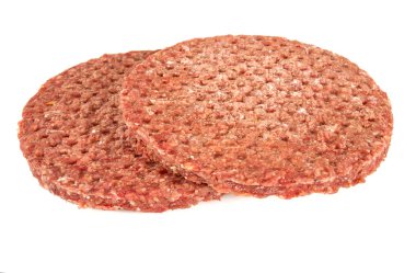 beyaz izole taze çiğ hamburger patty