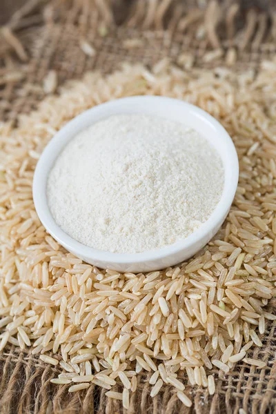Hnědá Rýže Mouky Zblízka — Stock fotografie