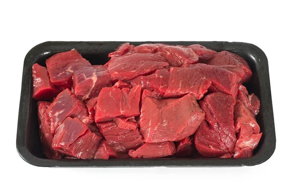 新鮮なカット生牛肉白で隔離のクローズ アップ ビュー — ストック写真