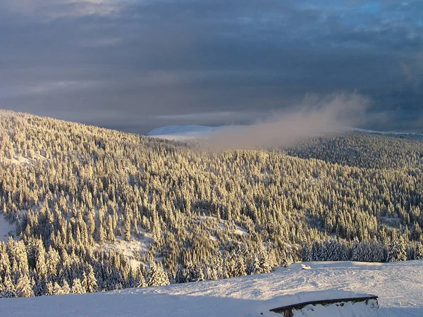 Красива Зима Горах — стокове фото