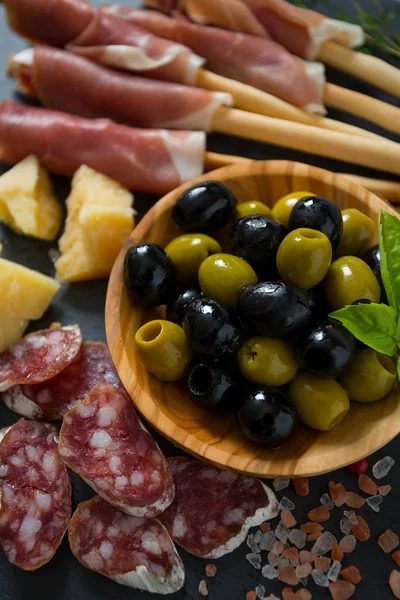 Serviert Antipasti Wand Hintergrund Nahaufnahme — Stockfoto