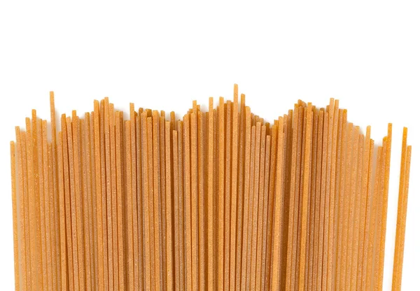 Pâtes Spaghetti Non Cuites Isolées Sur Fond Blanc — Photo