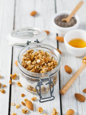 sağlıklı kahvaltı granola Ahşap yüzeyi ile