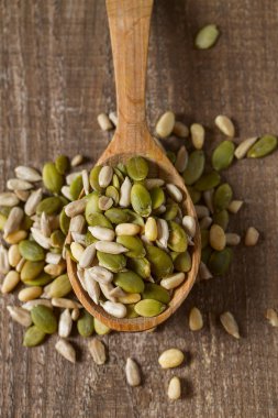 salata tohum karışımı demet