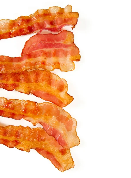 Närbild Läckra Skivad Bacon Isolerad Vit — Stockfoto