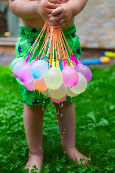 Crianças Brincando Com Balões Água — Fotografia de Stock