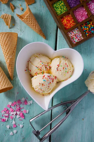 Top View Delicious Vanilla Ice Cream Turquoise Surface — Stock Photo, Image