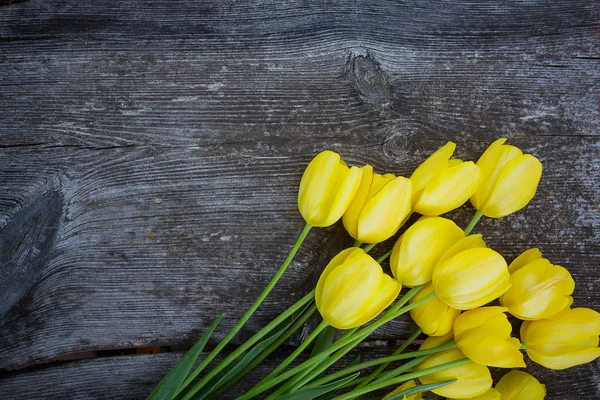 Hermosos Tulipanes Frescos Superficie Madera Rústica — Foto de Stock