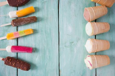 Dondurma waffle Kupası ve popsicles