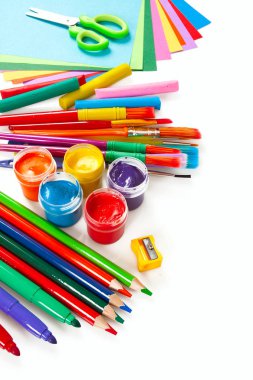 Yaratıcı iş için renkli araçlar