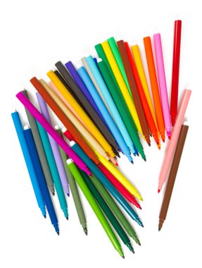 Renkli keçeli kalem kümesi