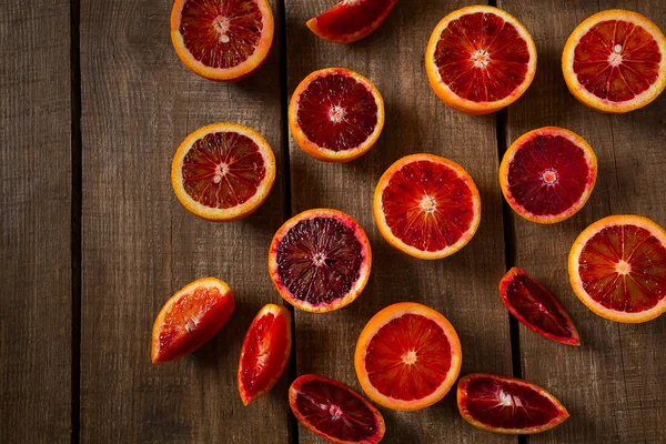 Czerwonych Pomarańczy Powierzchni Drewnianych — Zdjęcie stockowe