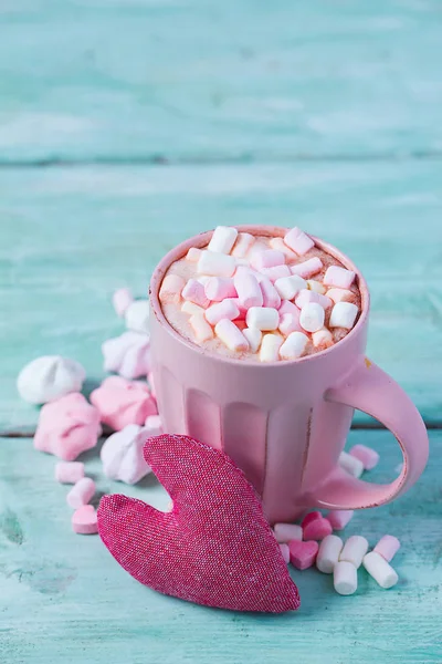 Chocolate Quente Com Marshmallows Coração — Fotografia de Stock