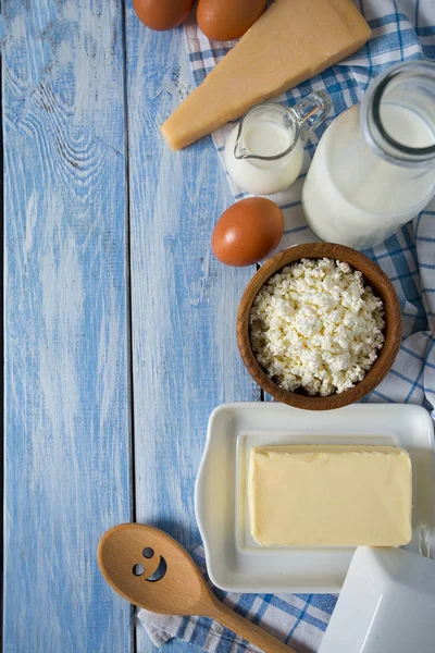 Dairy products on wooden surface — Stock Photo, Image