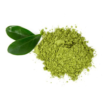 beyaz izole matcha çay