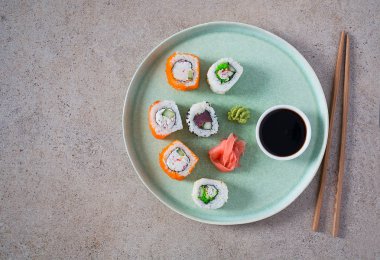 Sushi rulo set çekim görünümü