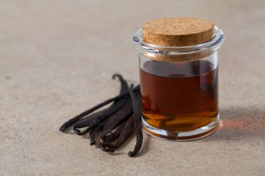 ışık yüzey üzerinde Vanilya ekstresi