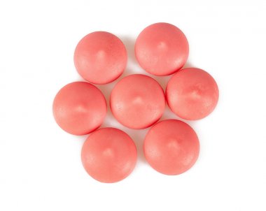 çilek çikolata cipsi beyaz izole