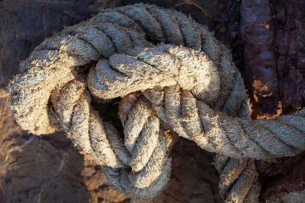 Naval rope on a pier — Stock Photo, Image