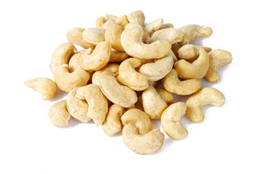 ham kaju beyaz izole