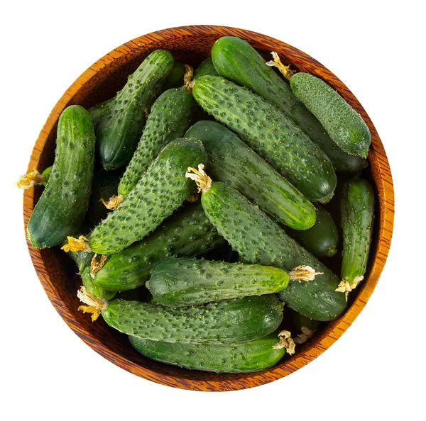 Pepinos en un tazón aislado en blanco — Foto de Stock