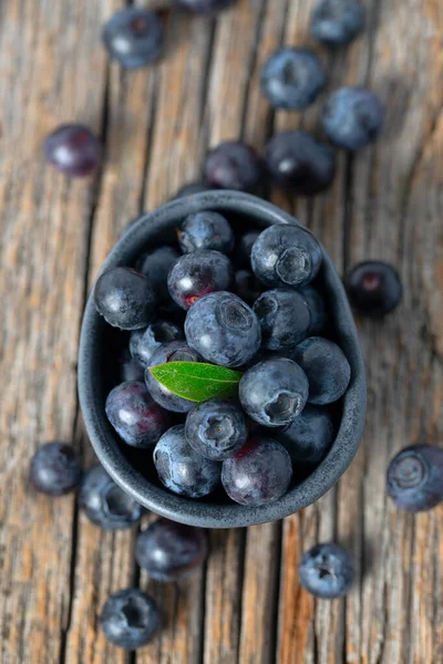 Fresh Blueberries Black Bowl — Stock Photo, Image