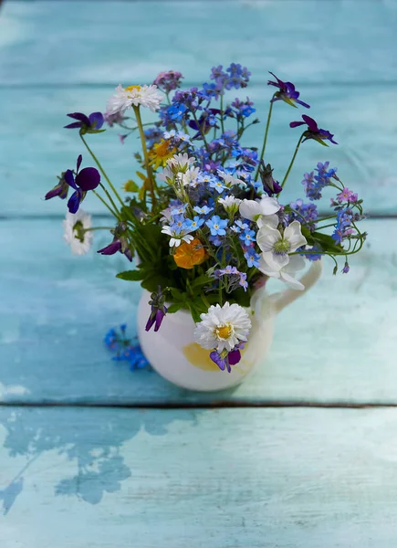 Spring Flowers Turquoise Wooden Surface — Stock Photo, Image
