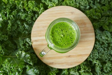 Kavanozda lahana suyu.