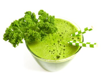 Beyaz arkaplanda yalıtılmış lahana suyu