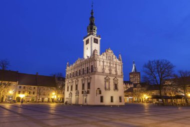 Chelmno Belediye Binası'nda akşam. Chelmno, Kuyavian-Pomeranian, Polonya.