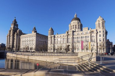 Kraliyet karaciğer ve Liverpool bağlantı noktası oluşturma