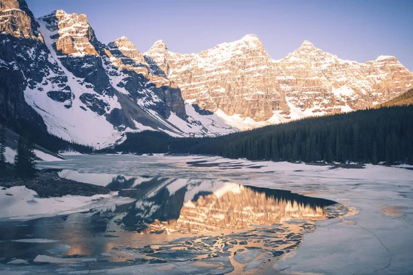 Lago Moraine Congelado Banff National Park Banff National Park Alberta — Fotografia de Stock