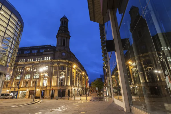 Manchester mimarisi geceleri. Manchester, Kuzey Batı İngiltere, Amerika Birleşik Devletleri.