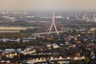 Dusseldorf hava Panoraması. Düsseldorf, Kuzey Ren-Vestfalya, Almanya.