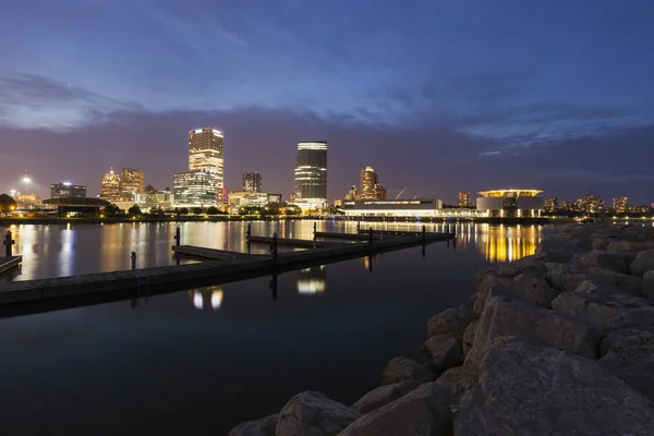 Panorama Över Milwaukee Nattetid Milwaukee Wisconsin Usa — Stockfoto