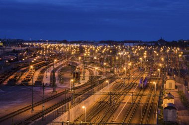 Malmö Merkez İstasyonu ile Panoraması. Malmö, Scania, İsveç.