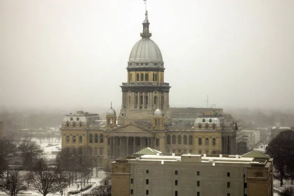 Illinois State Capitol Building Vista Aérea Durante Tempestade Neve Springfield — Fotografia de Stock