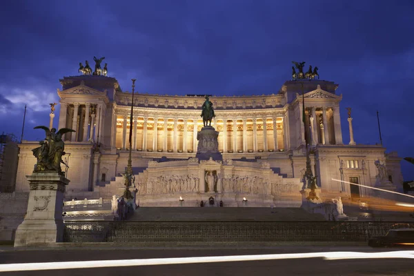 维克多 伊伊在罗马的纪念碑 在晚上看到 拉齐奥 意大利 — 图库照片
