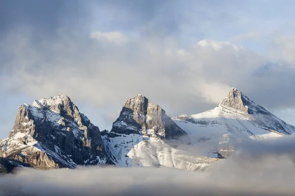 Three Sisters Banff National Park Inglés Canmore Alberta Canadá —  Fotos de Stock